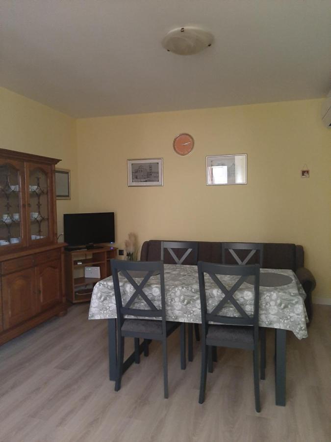 Erik&Dani Apartment ザダル エクステリア 写真