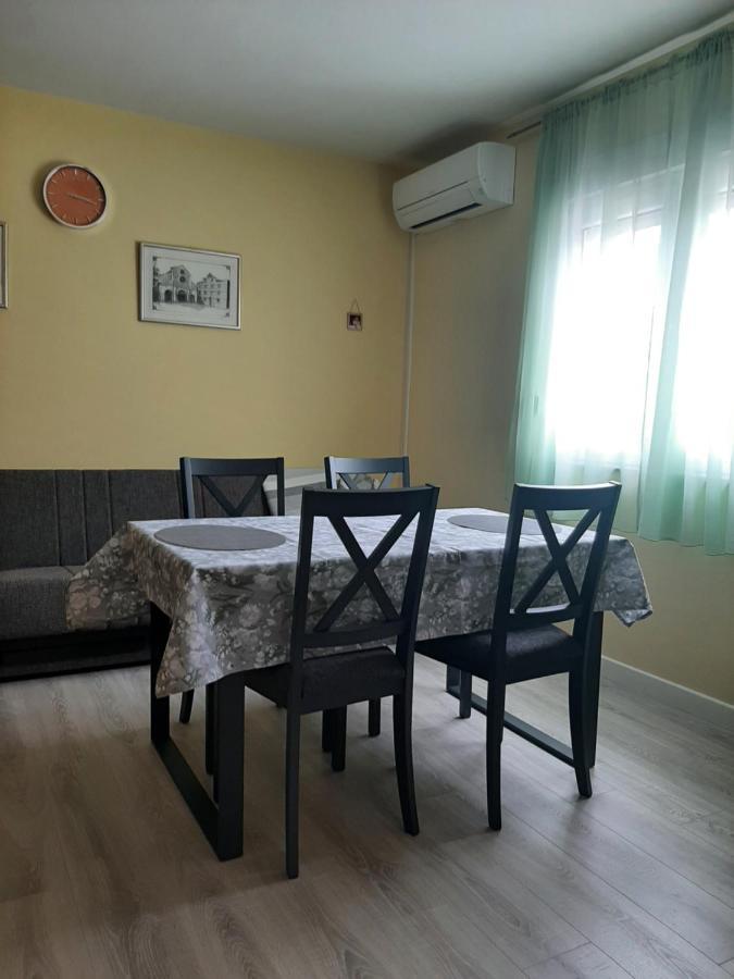 Erik&Dani Apartment ザダル エクステリア 写真